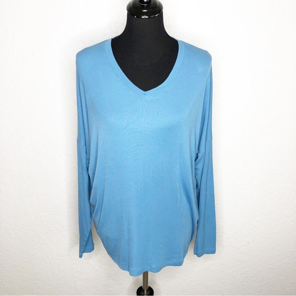 Cabi blue v neck long sleeve jersey knit top size Medium #6542